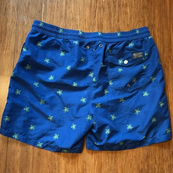 Polo Ralph Lauren men’s swim trunks - XL - blue with green turtles - pockets - Picture 6 of 7